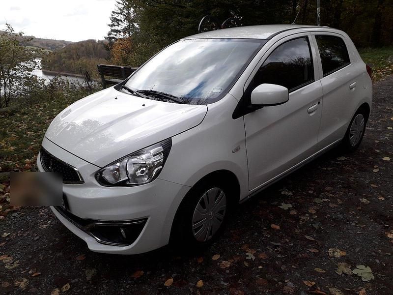 Weiß Gebraucht 2019 Mitsubishi Space Star Kleinwagen | 3.999 € (Guter Preis) - Bild 1/4