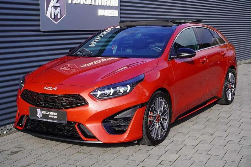 Gebraucht Kia ProCeed GT 204 PS (150 kW) 2022 Rot ((aa9) infrarot met.) Kombi