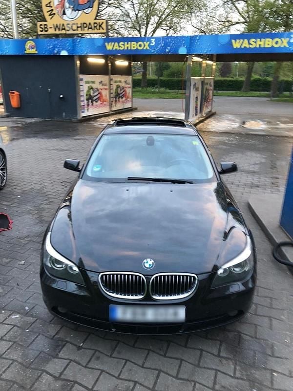 Gebraucht BMW 523 2007 Schwarz Limousine