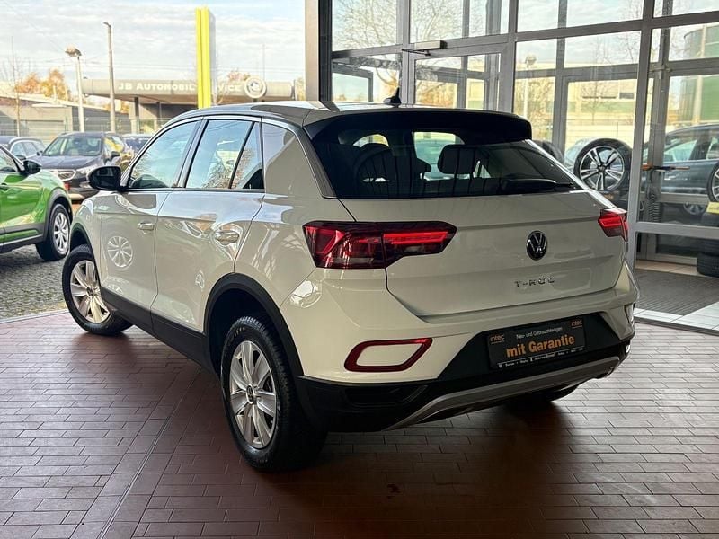 Gebraucht VW T-Roc 110 PS (80 kW) 2022 Weiß SUV