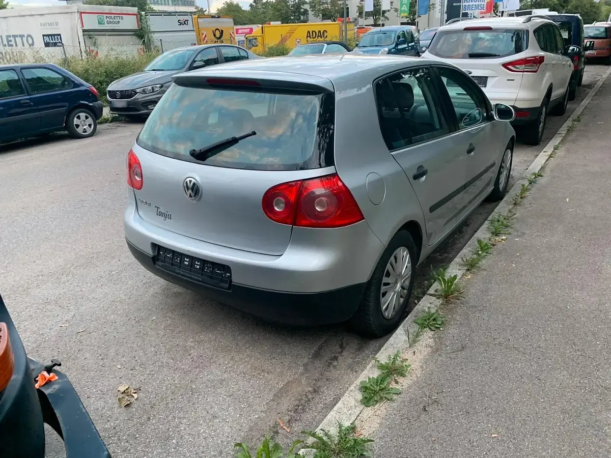 Gebraucht VW Golf V 85 PS (62 kW) 2004 Grau Kleinwagen