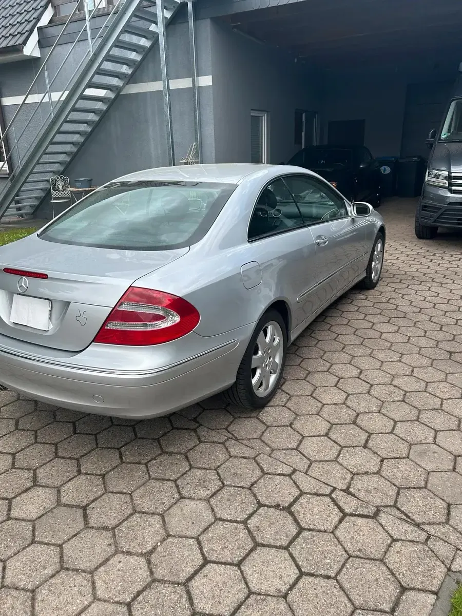 Gebraucht Mercedes CLK320 2004 Silber Coupé