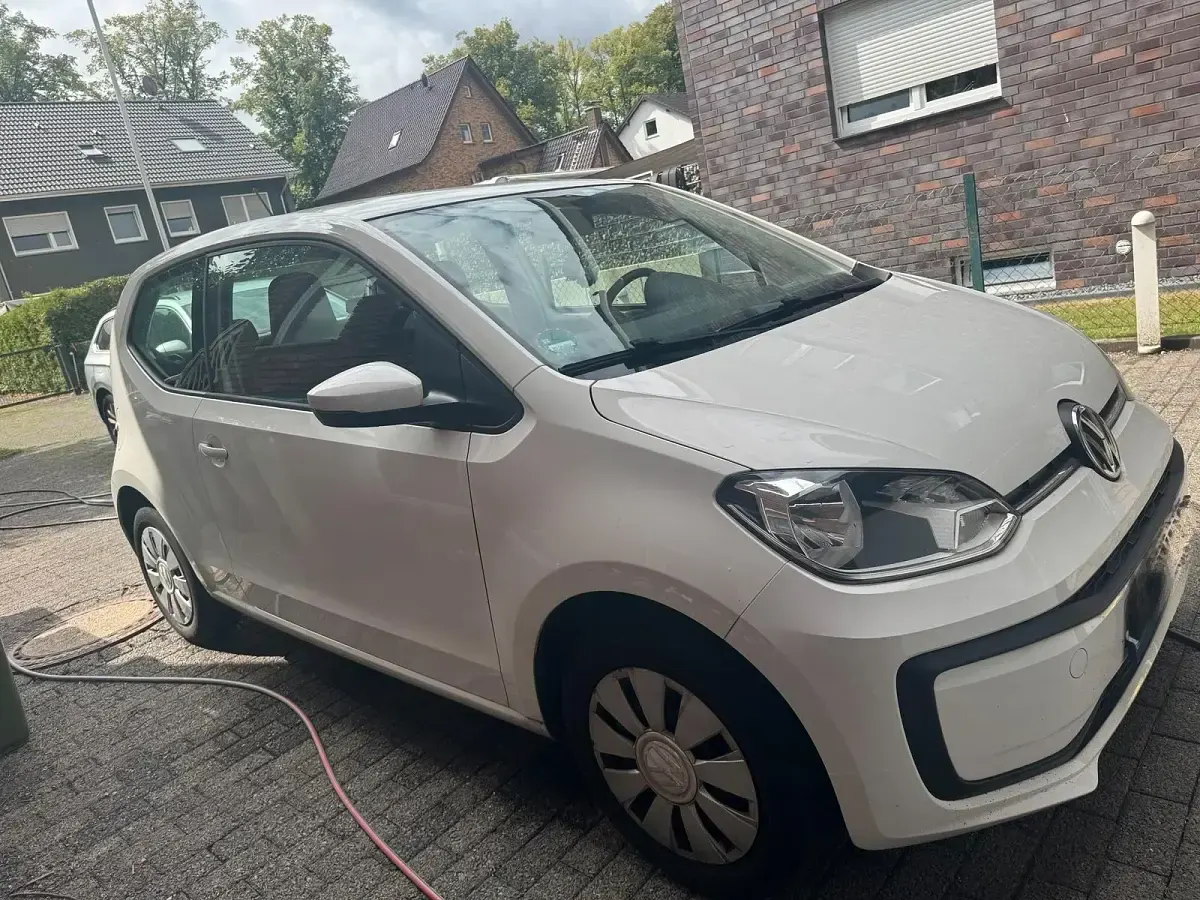 Gebraucht VW up! move up! 60 PS (44 kW) 2017 Weiß Kleinwagen