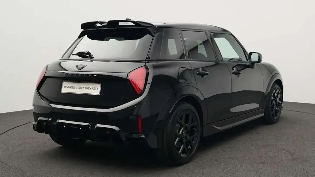 Gebraucht Mini John Cooper Works 156 PS (114 kW) 2025 Schwarz Kleinwagen