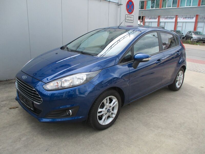 Blau Gebraucht 2015 Ford Fiesta SYNC Edition Kleinwagen | 5.470 € (Guter Preis) - Bild 1/4