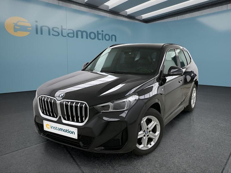 Schwarz Gebraucht 2024 BMW X1 SUV | 42.749 € (Teuer) - Bild 1/4