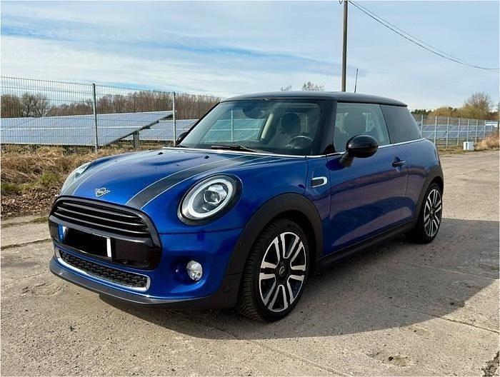 Second-hand Mini Cooper 116 CP (85 kW) 2018 Albastru Hatchback