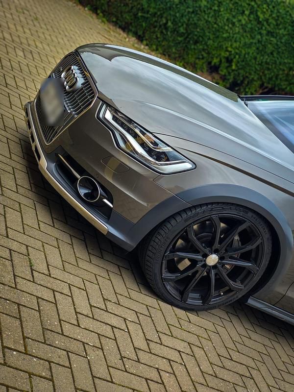 Gebraucht Audi A6 Allroad 333 PS (244 kW) 2013 Grau Kombi