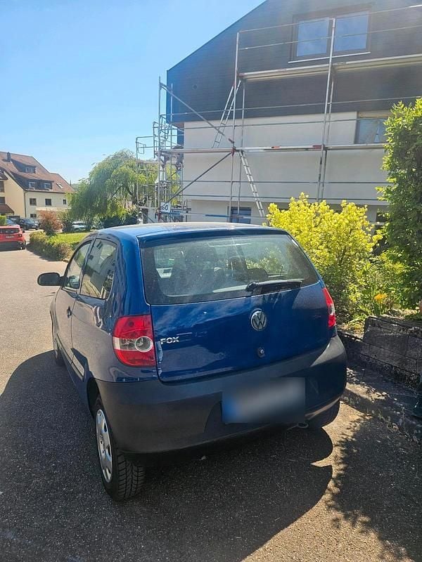 Second-hand VW Fox 55 CP (40 kW) 2007 Albastru Hatchback