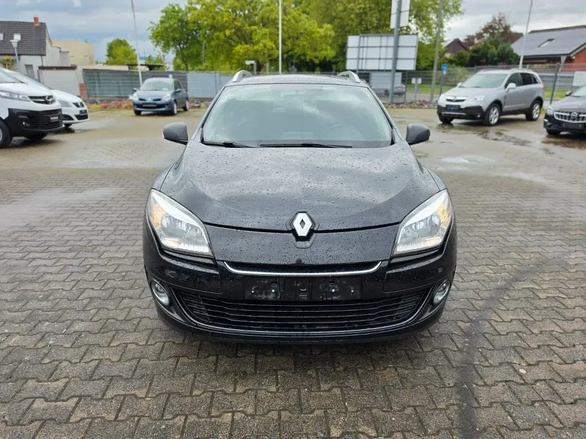 Gebraucht Renault Mégane GrandTour 101 PS (74 kW) 2013 Schwarz Kombi