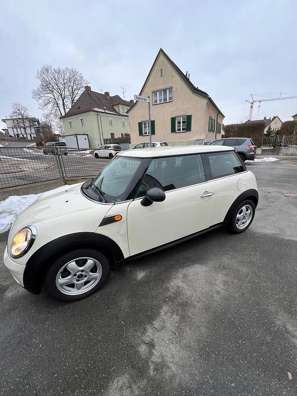 Gebraucht Mini Cooper 77 PS (56 kW) 2010 Beige Kleinwagen