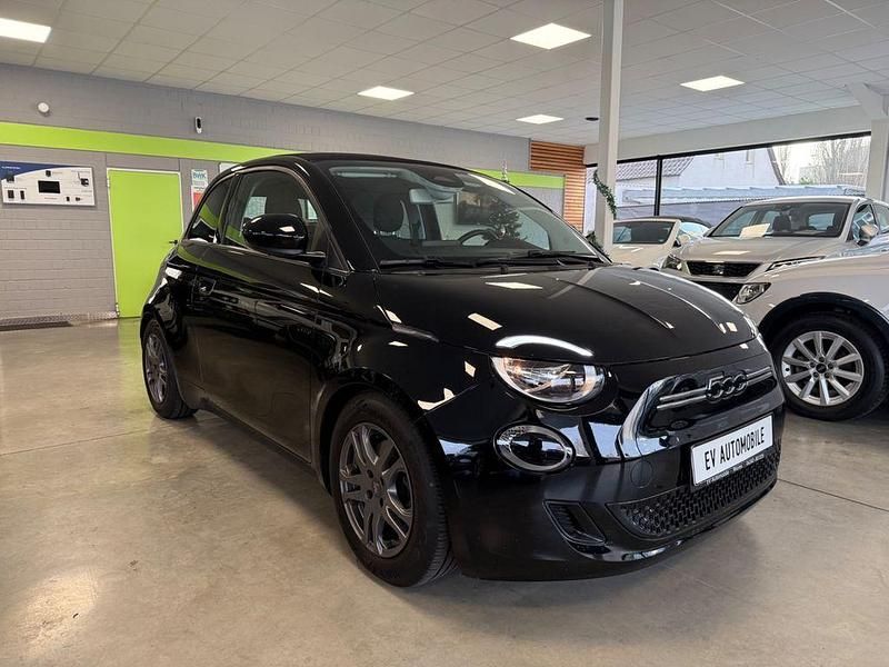 Gebraucht Fiat 500e Passion 86 kW (118 PS) 2021 Schwarz Cabrio
