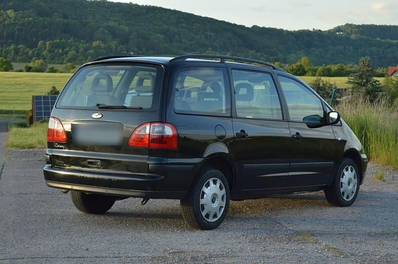 Gebraucht Ford Galaxy Trend 116 PS (85 kW) 2002 Schwarz Van / Kleinbus