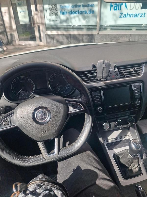 Gebraucht Skoda Octavia 110 PS (80 kW) 2017 Kombi