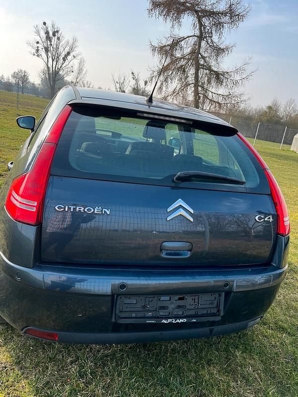 Gebraucht Citroën C4 120 PS (88 kW) 2010 Blau Limousine