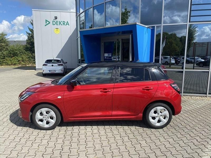 Gebraucht Suzuki Swift Comfort 83 PS (61 kW) 2025 Rot Kleinwagen