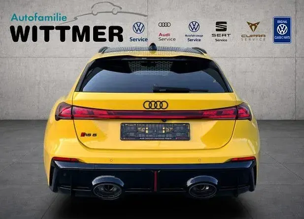 Gebraucht Audi RS5 Sport 639 PS (469 kW) 2026 Gelb Kombi