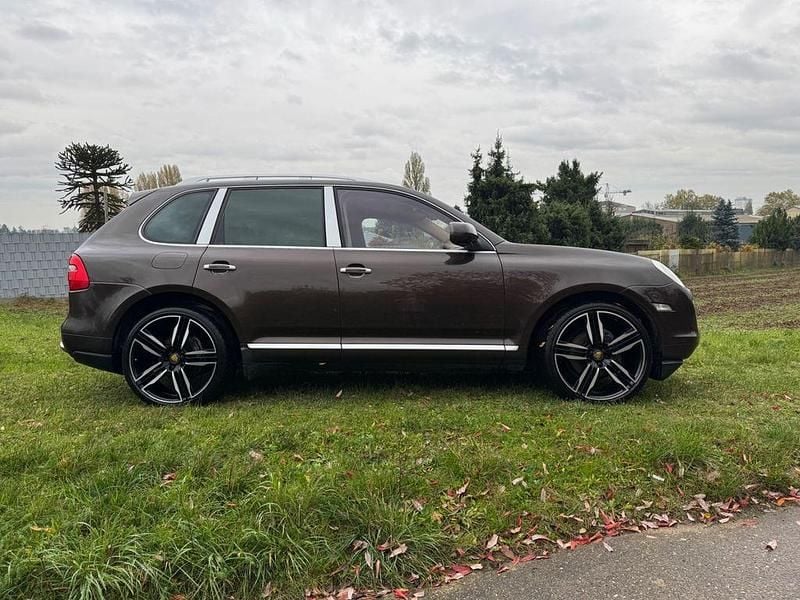 Gebraucht Porsche Cayenne 241 PS (177 kW) 2009 Braun SUV