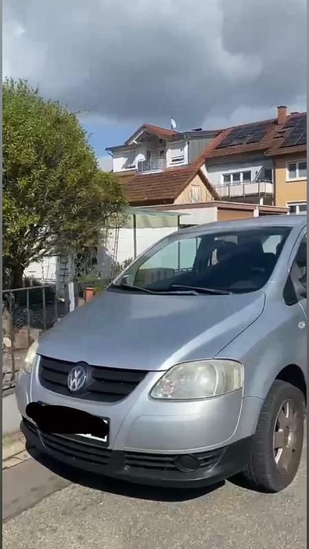 Second-hand VW Fox 63 CP (46 kW) 2005 Argintiu Hatchback