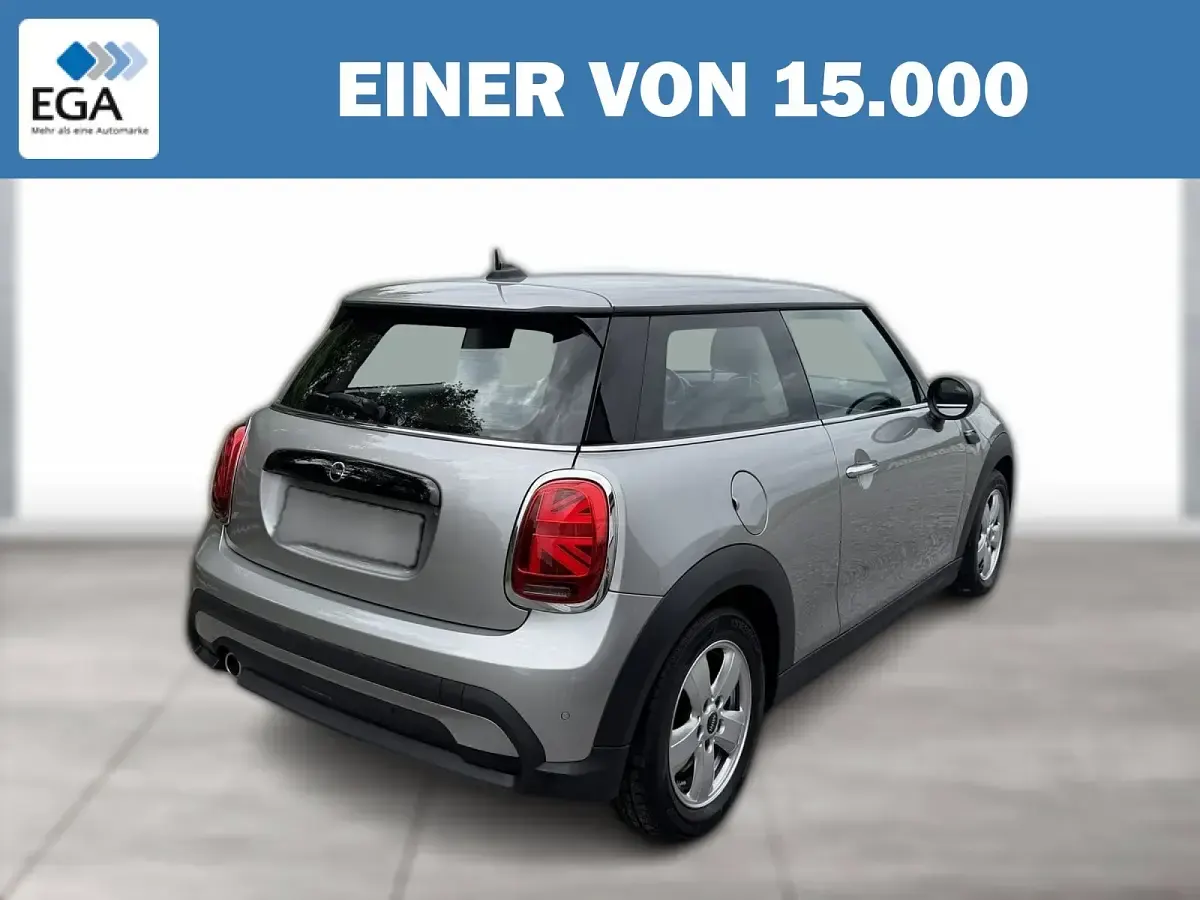 Gebraucht Mini Cooper Essential 136 PS (100 kW) 2023 Grau metallic Kleinwagen