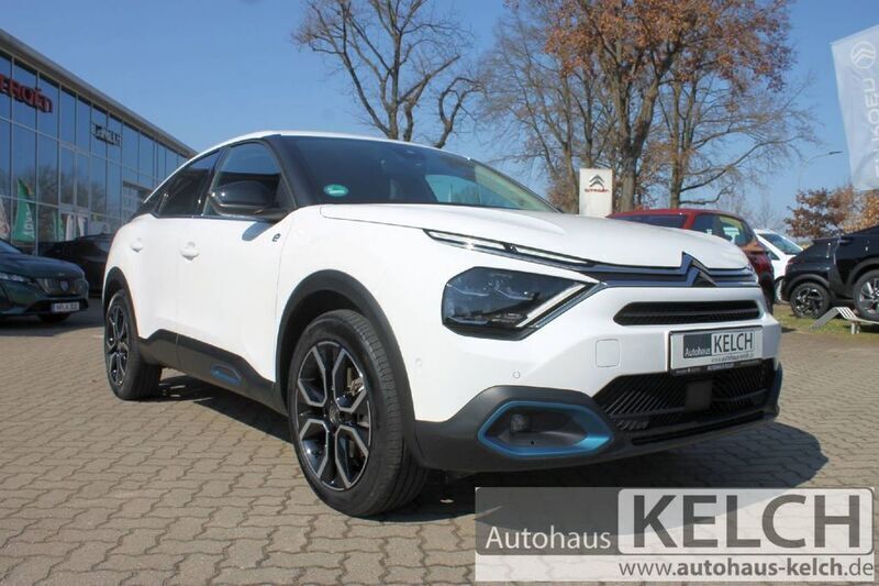 Weiß Gebraucht 2022 Citroën e-C4 Shine Limousine | 22.990 € (Teuer) - Bild 1/4