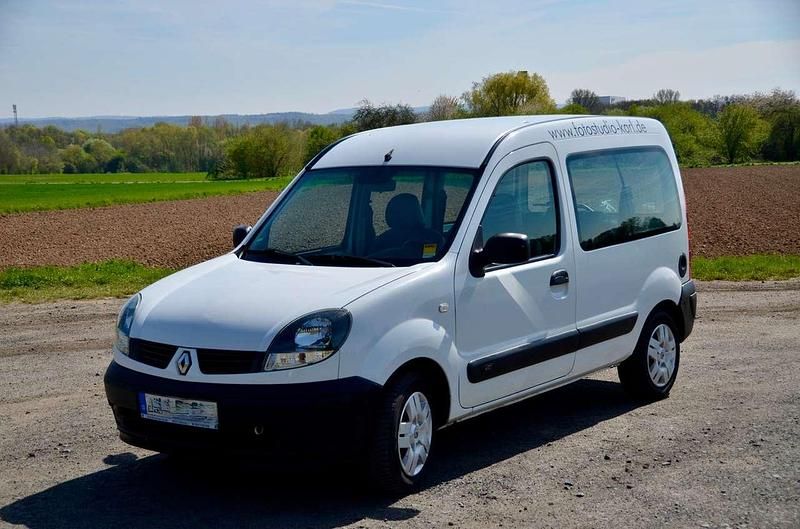 Usado Renault Kangoo Campus 95 HP (69 kW) 2007 Branco Monovolume