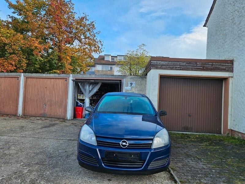 Blau Gebraucht 2004 Opel Astra Enjoy Limousine | 2.980 € (Etwas zu teuer) - Bild 1/4