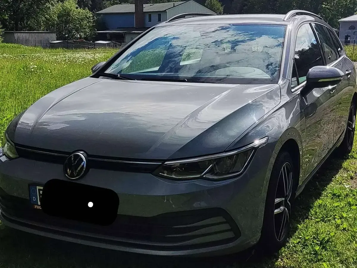 Gebraucht VW Golf VIII 116 PS (85 kW) 2021 Grau Limousine