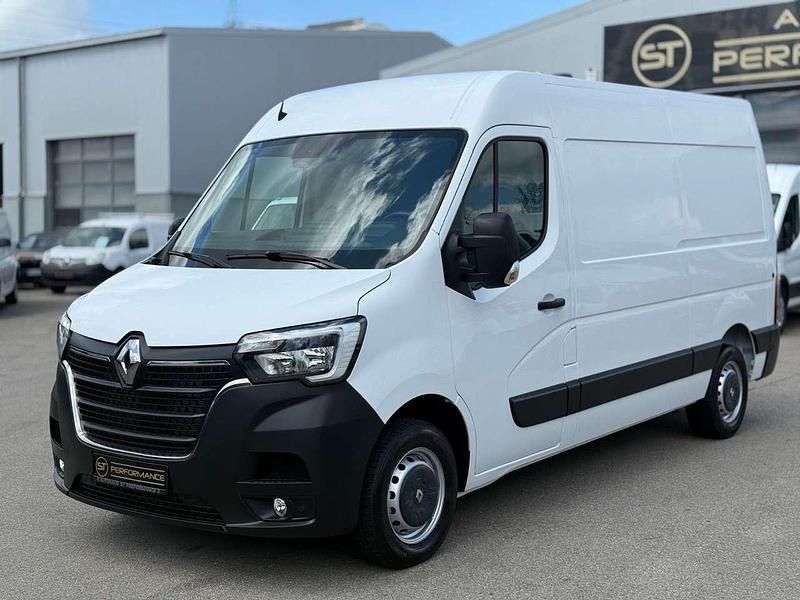Second-hand Renault Master 135 CP (99 kW) 2020 Alb Monovolum