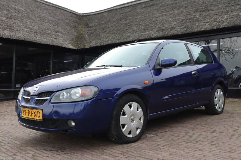 Blau Gebraucht 2004 Nissan Almera Acenta | 1.250 € - Bild 1/4