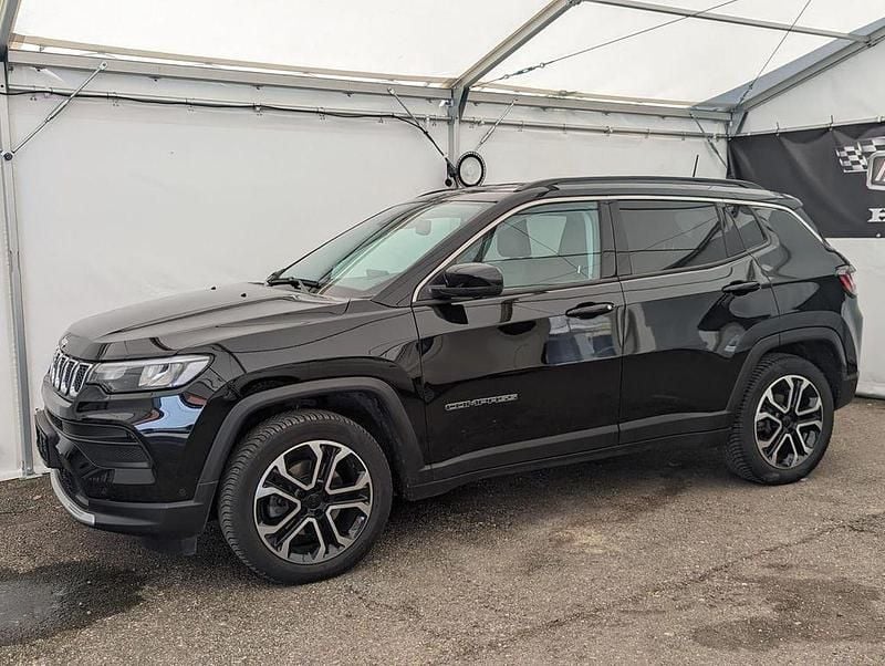 Gebraucht Jeep Compass Limited 131 PS (96 kW) 2024 Schwarz SUV