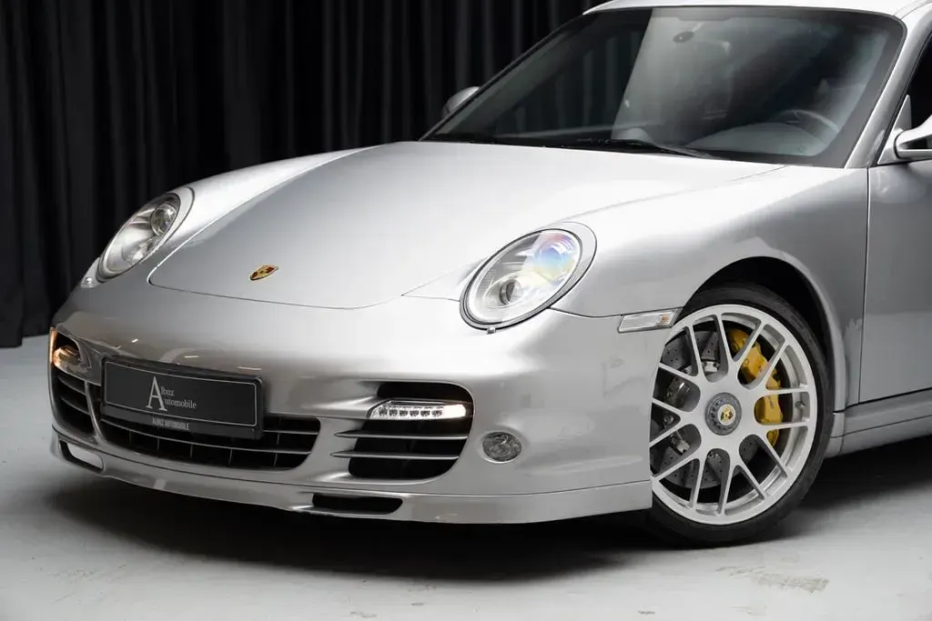 Gebraucht Porsche 997 530 PS (389 kW) 2010 Silber Coupé