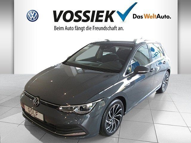 Grau metallic Gebraucht 2020 VW Golf VIII Edition Limousine | 30.990 € - Bild 1/4