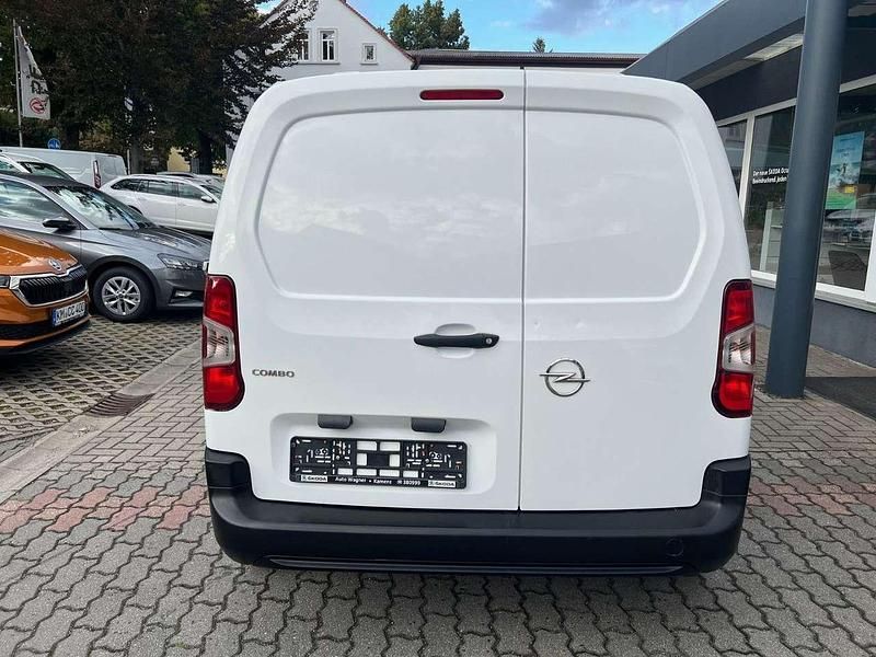 Gebraucht Opel Combo Selection 76 PS (55 kW) 2020 Weiß Van / Kleinbus