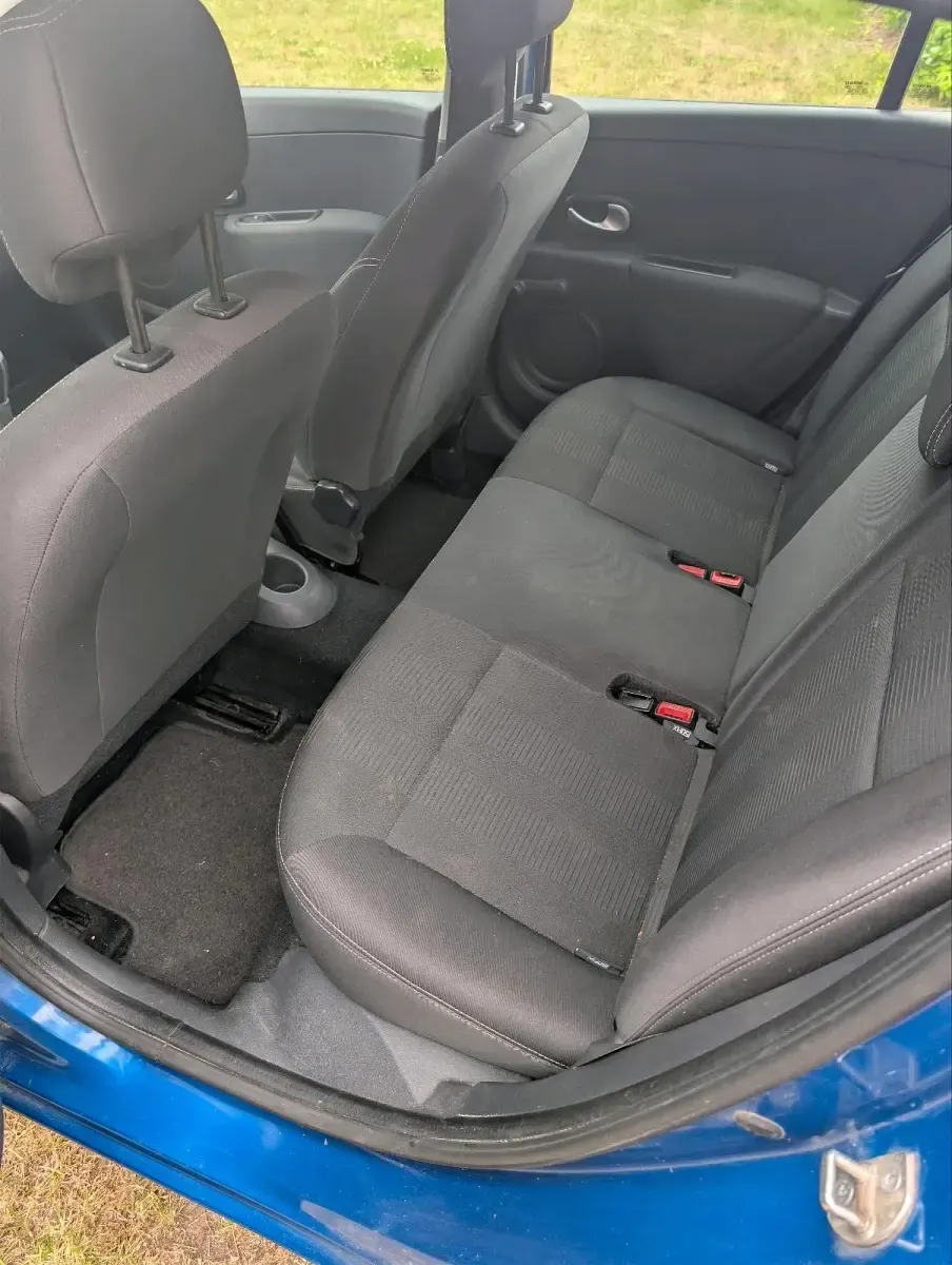 Gebraucht Renault Clio III 75 PS (55 kW) 2011 Blau Kleinwagen