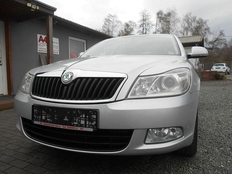 Gebraucht Skoda Octavia 105 PS (77 kW) 2012 Silber Kombi