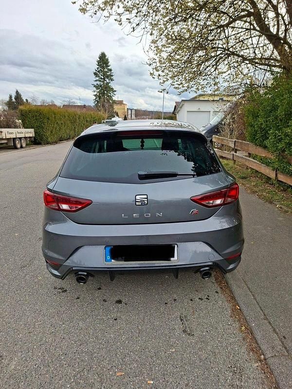 Gebraucht Seat Leon FR 179 PS (131 kW) 2015 Grau Limousine