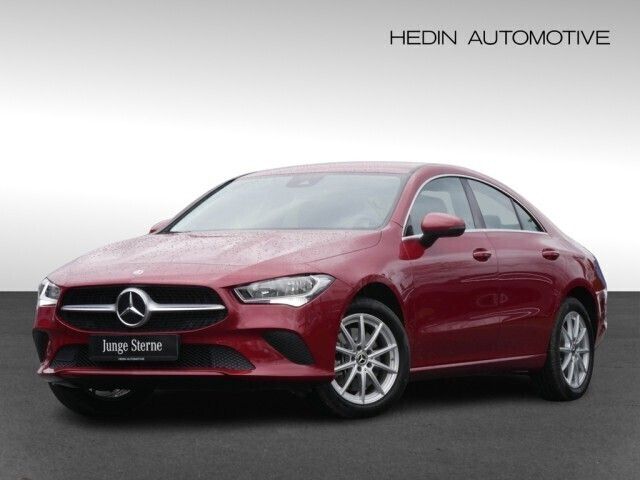 Rot Gebraucht 2022 Mercedes CLA250 Limousine | 26.999 € - Bild 1/4