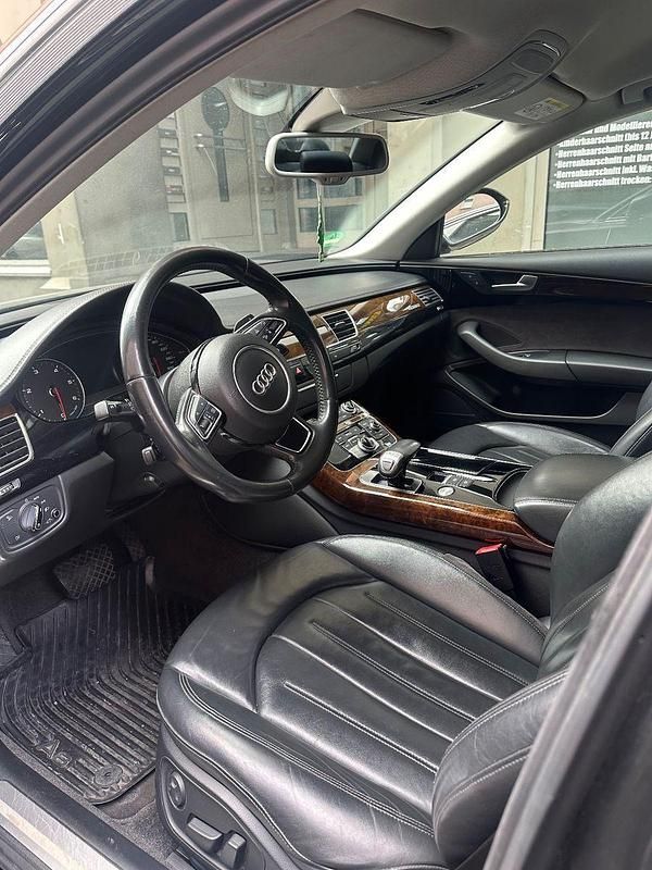 Gebraucht Audi A8 Sport 258 PS (189 kW) 2015 Braun Limousine