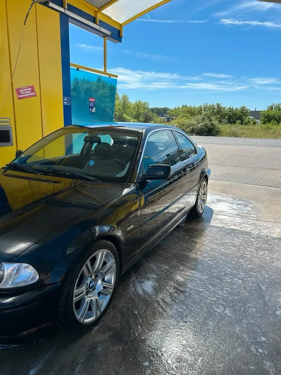 Gebraucht BMW 320 170 PS (125 kW) 2001 Schwarz Coupé