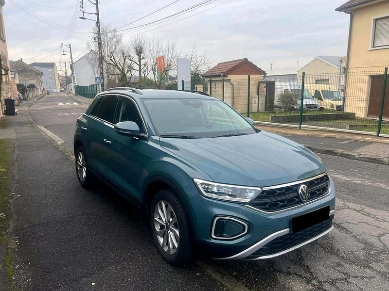 Blau Gebraucht 2024 VW T-Roc SUV | 17.499 € (Superpreis) - Bild 1/4