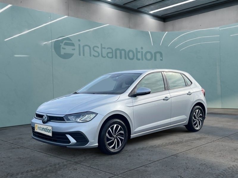 Silber Gebraucht 2024 VW Polo Life Limousine | 18.287 € (Fairer Preis) - Bild 1/3
