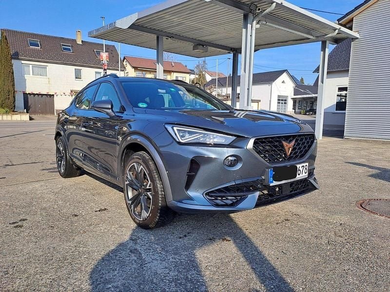 Grau Gebraucht 2022 Cupra Formentor SUV | 27.500 € (Fairer Preis) - Bild 1/4