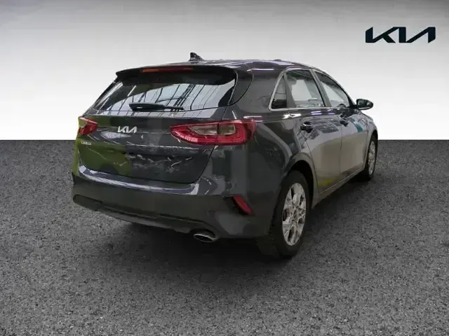 Gebraucht Kia Ceed Vision 140 PS (102 kW) 2025 Grau Kleinwagen