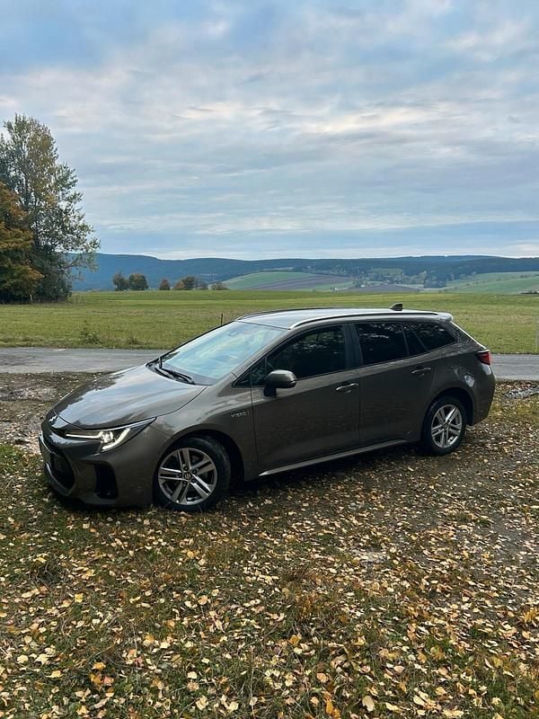 Andere farben Gebraucht 2023 Suzuki Swace Kombi | 24.800 € (Etwas zu teuer) - Bild 1/4