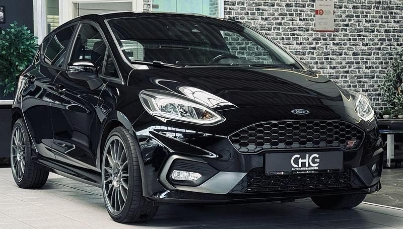 Schwarz Gebraucht 2019 Ford Fiesta ST Kleinwagen | 13.990 € (Guter Preis) - Bild 1/4