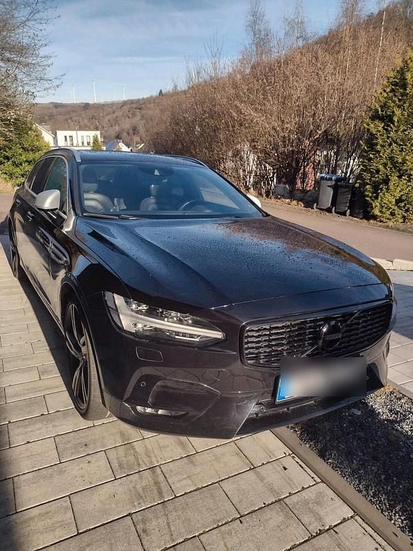 Schwarz Gebraucht 2017 Volvo V90 Performance Kombi | 22.850 € (Teuer) - Bild 1/4