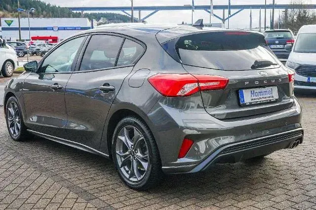 Brugt Ford Focus ST-Line 125 HK (91 kW) 2021 Grå Sedan