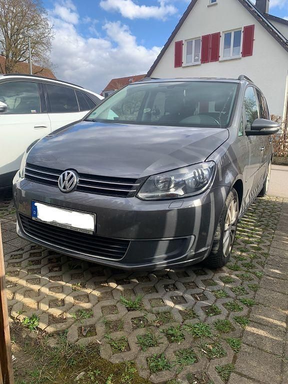 Gebraucht VW Touran 140 PS (102 kW) 2013 Grau Van / Kleinbus