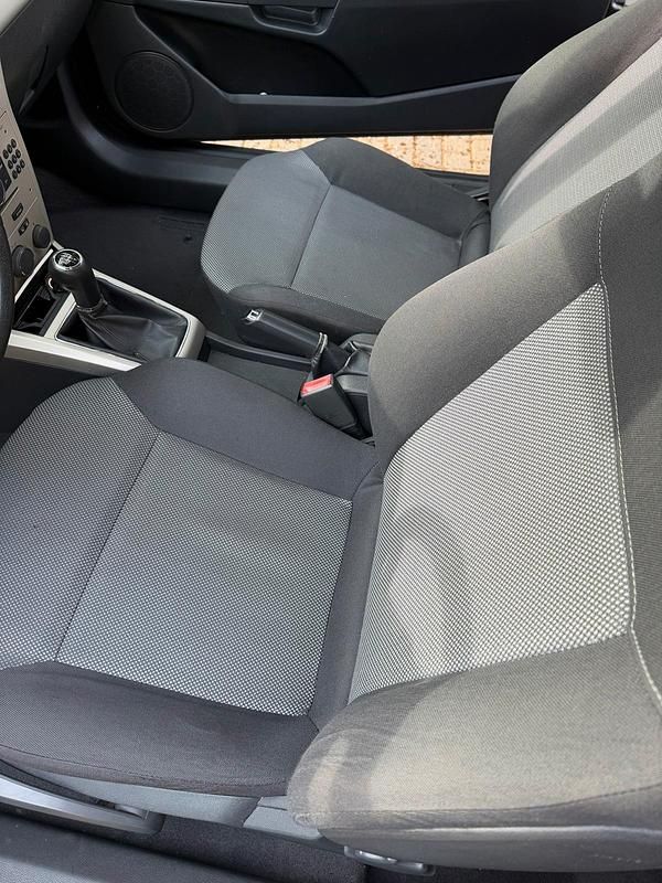 Second-hand Opel Astra GTC 2009 Gri Coupe